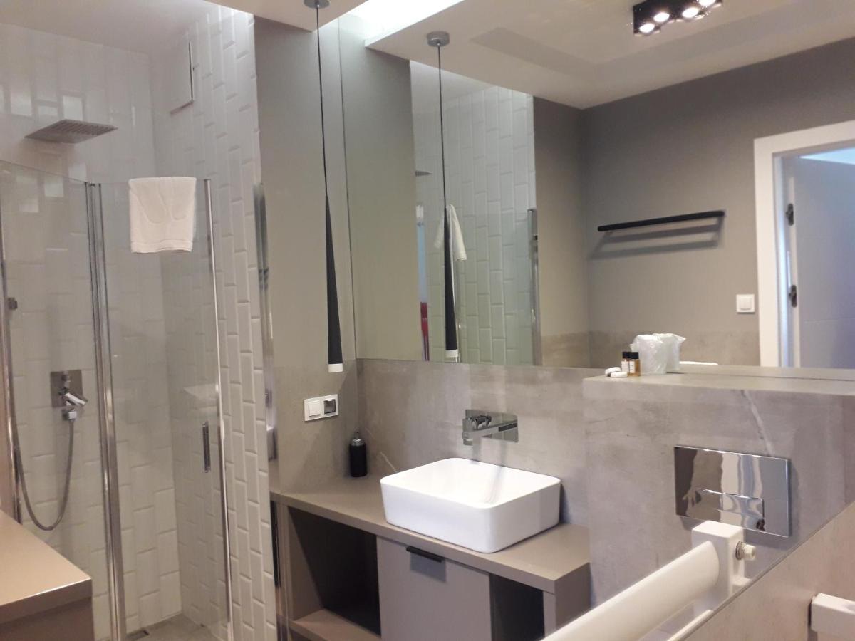 Apartamenty I.M.A Towarowa Poznań Buitenkant foto