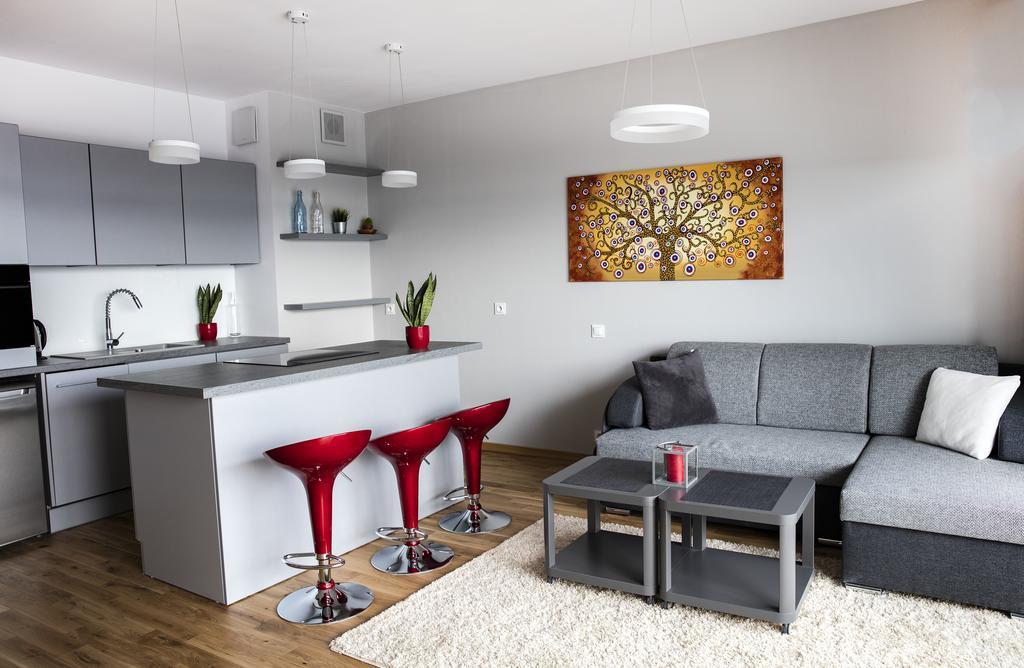 Apartamenty I.M.A Towarowa Poznań Buitenkant foto